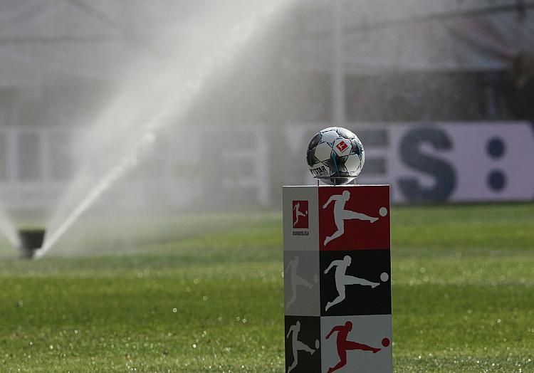 Bundesliga-Fußball vor dem Anstoß, über dts Nachrichtenagentur