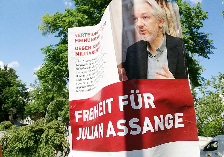 Plakat ´Freiheit für Julian Assange´, über dts Nachrichtenagentur