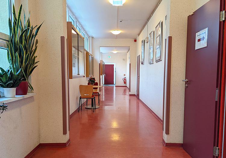 Gang in einer Schule, über dts Nachrichtenagentur