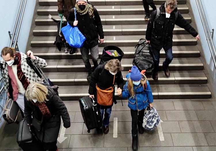 Reisende zu Weihnachten 2021, über dts Nachrichtenagentur