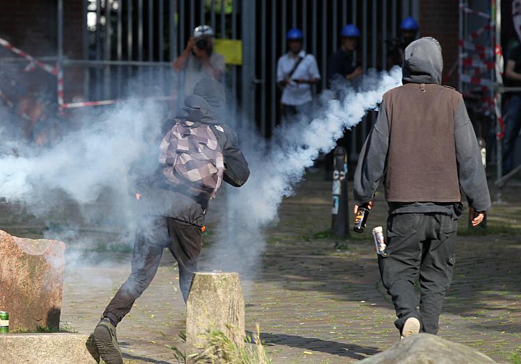 Vermummte Randalierer bei Anti-G20-Protest, über dts Nachrichtenagentur