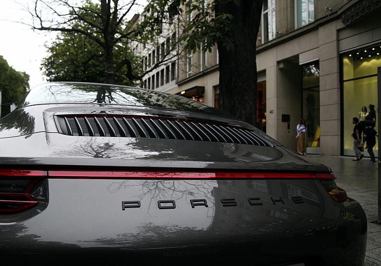 Porsche in der Düsseldorfer Kö, über dts Nachrichtenagentur