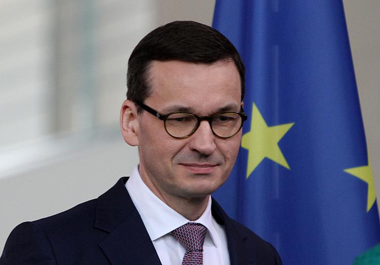 Mateusz Morawiecki vor einer EU-Fahne, über dts Nachrichtenagentur