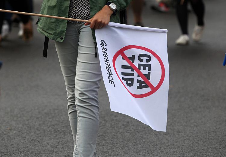 Demonstration gegen TTIP und Ceta, über dts Nachrichtenagentur