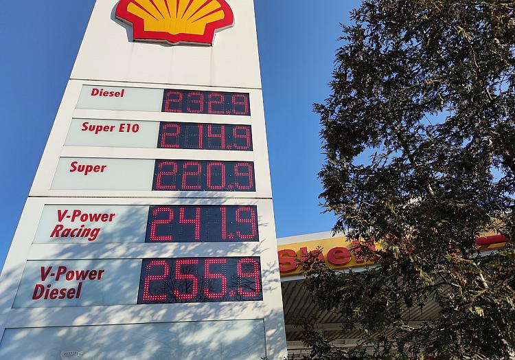 Tankstelle im März 2022, über dts Nachrichtenagentur