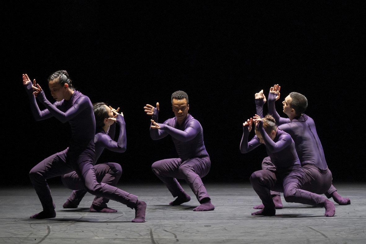 „Ogami“ eröffnet den dreiteiligen Ballettabend im Großen Haus des Oldenburgischen Staatstheaters.