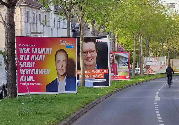 Plakate zur NRW-Landtagswahl 2022, über dts Nachrichtenagentur