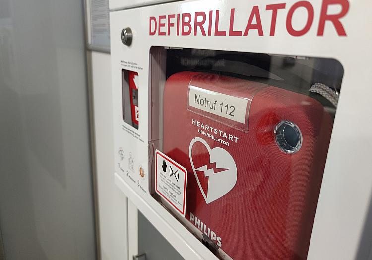 Defibrillator, über dts Nachrichtenagentur