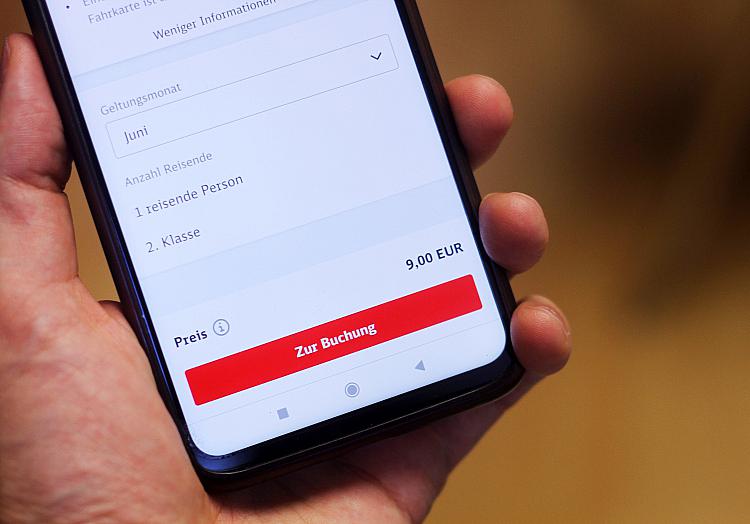 9-Euro-Ticket in der Bahn-App, über dts Nachrichtenagentur