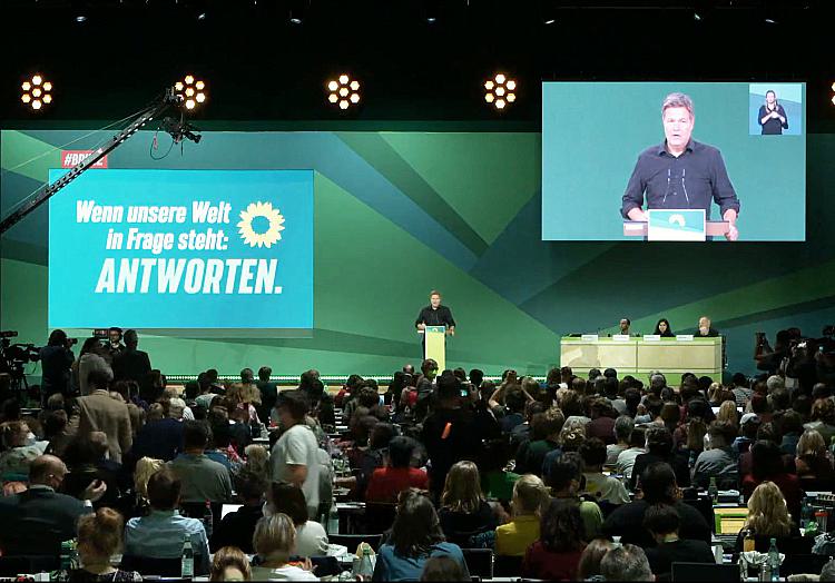 Robert Habeck auf Grünen-Parteitag am 14.10.2022, über dts Nachrichtenagentur