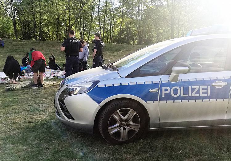 Kontrolle von Kontaktbeschränkungen, über dts Nachrichtenagentur