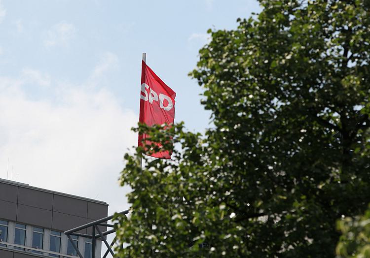 SPD-Fahne, über dts Nachrichtenagentur