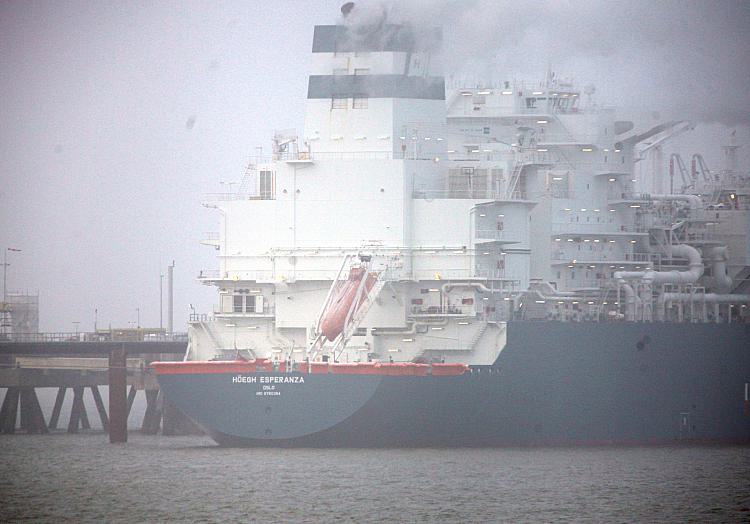 Schwimmendes LNG-Terminal in Wilhelmshaven, über dts Nachrichtenagentur