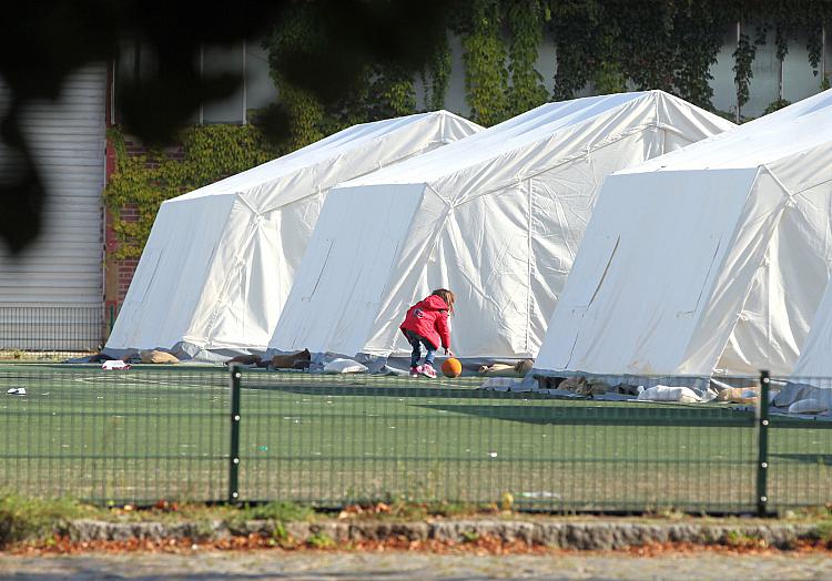 Flüchtlingskind in einer ´Zeltstadt´ (Archiv), über dts Nachrichtenagentur