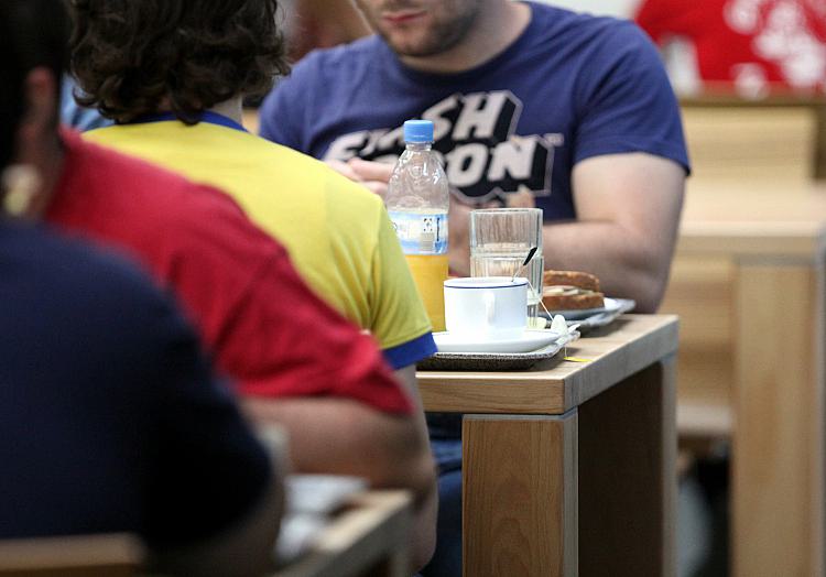 Frühstück in einer Kantine, über dts Nachrichtenagentur