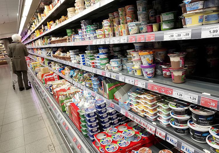 Einkaufsregal in einem Supermarkt (Archiv), über dts Nachrichtenagentur