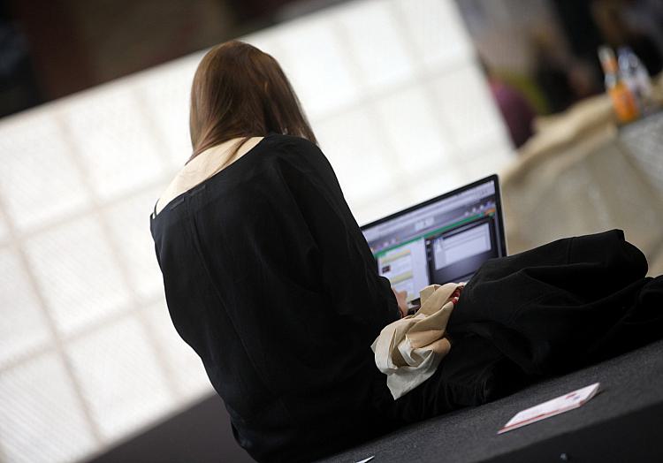 Computer-Nutzerin (Archiv), über dts Nachrichtenagentur
