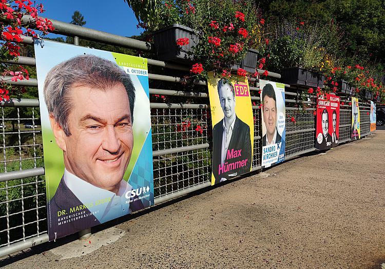 Wahlplakate zur Landtagswahl in Bayern 2023 (Archiv), über dts Nachrichtenagentur