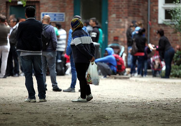 Flüchtlinge an einer Aufnahmestelle (Archiv), via dts Nachrichtenagentur