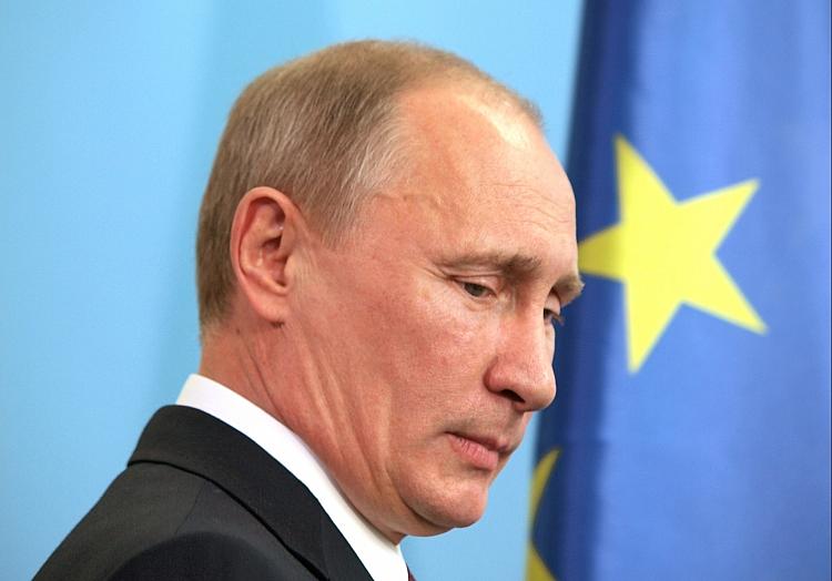 Wladimir Putin vor EU-Fahne (Archiv), via dts Nachrichtenagentur