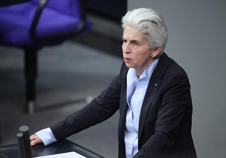 Marie-Agnes Strack-Zimmermann am 22.02.2024 in der Debatte zum Debatte zum Ampel-Antrag `Ukraine und Europa entschlossen verteidigen`, via dts Nachrichtenagentur