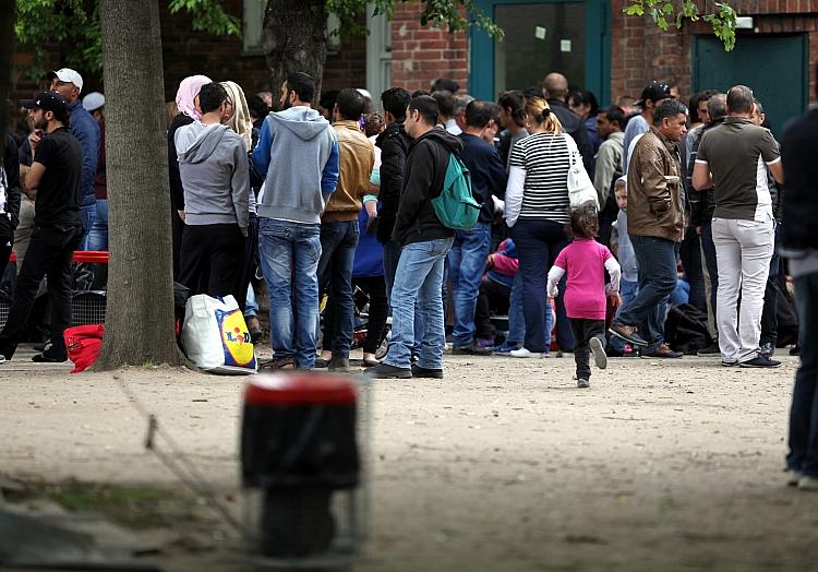 Flüchtlinge an einer Aufnahmestelle (Archiv), via dts Nachrichtenagentur