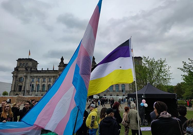 Protest für das Selbstbestimmungsgesetz am 12.04.2024, via dts Nachrichtenagentur