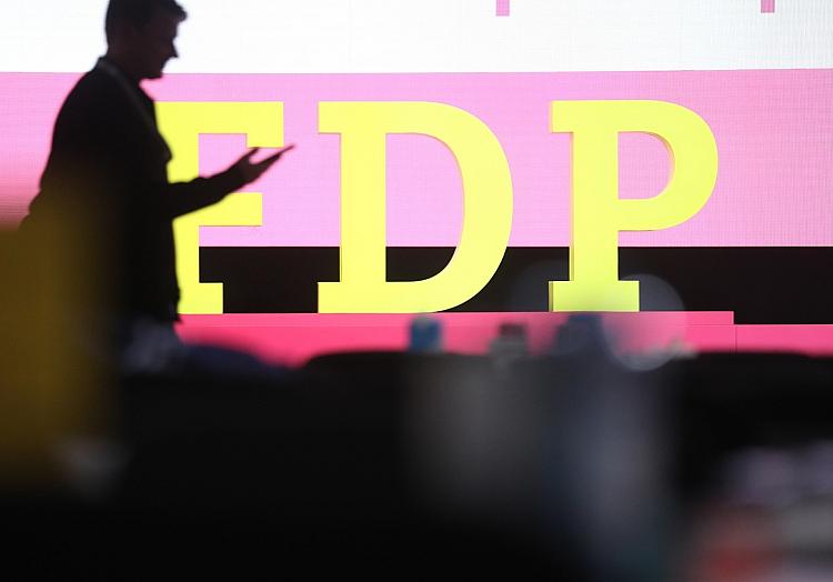 FDP-Logo auf Parteitag am 28.04.2024, via dts Nachrichtenagentur