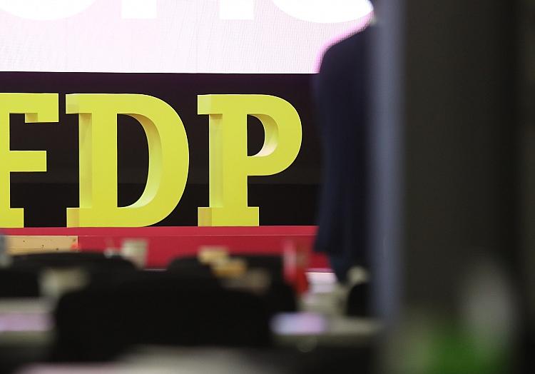FDP-Logo auf Parteitag (Archiv), via dts Nachrichtenagentur