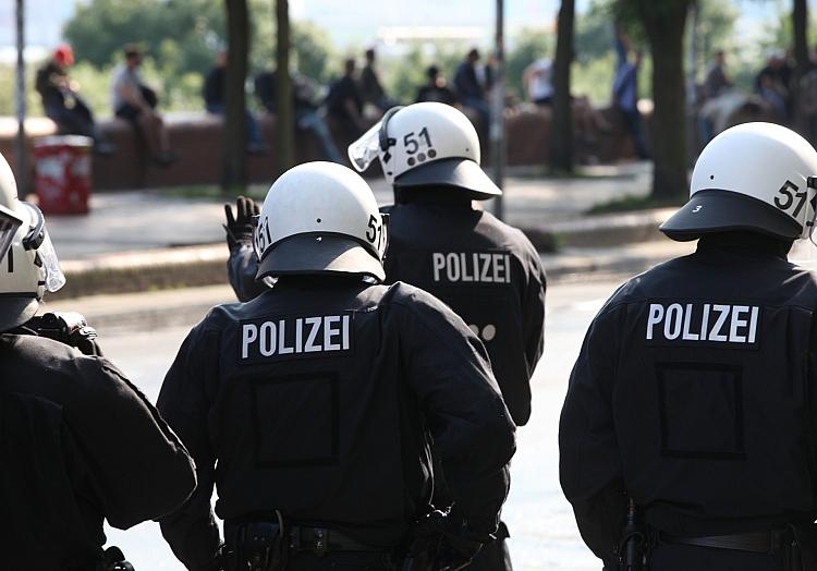 Polizisten (Archiv), via dts Nachrichtenagentur