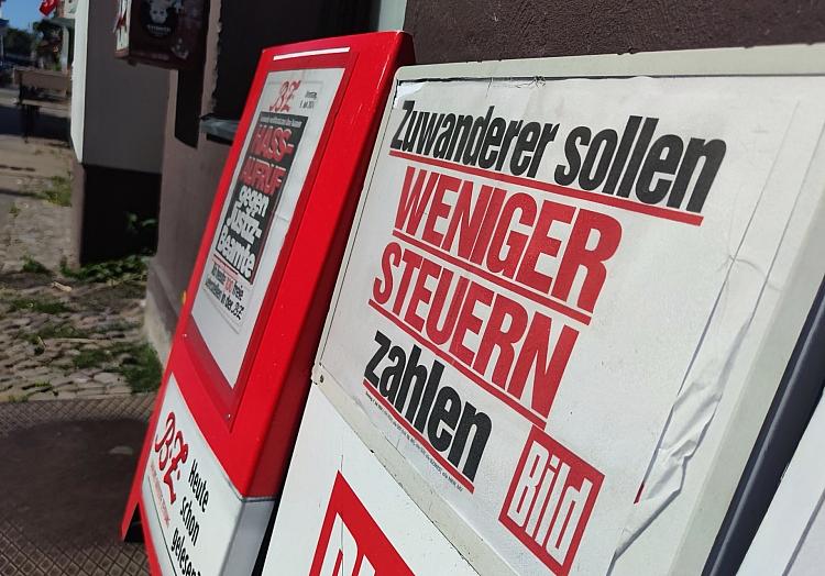 `Bild`-Schlagzeile `Zuwanderer sollen weniger Steuern zahlen` (Archiv), via dts Nachrichtenagentur