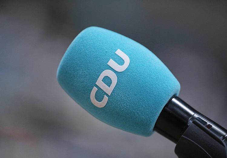 CDU-Logo auf Mikrophon (Archiv), via dts Nachrichtenagentur