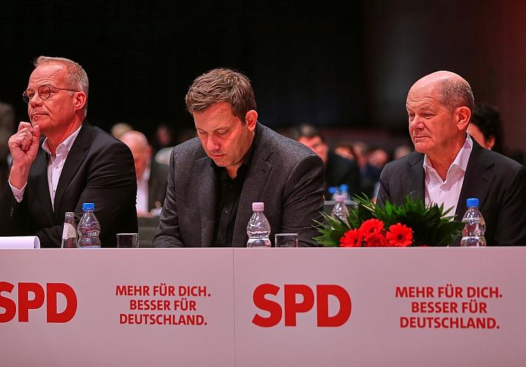 Matthias Miersch, Lars Klingbeil, Olaf Scholz am 11.01.2025, via dts Nachrichtenagentur