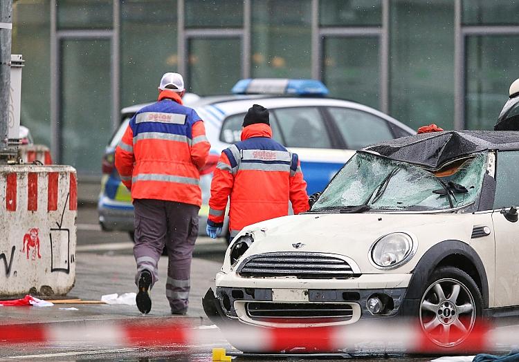 Auto fährt in München in Menschenmenge (Archiv), via dts Nachrichtenagentur