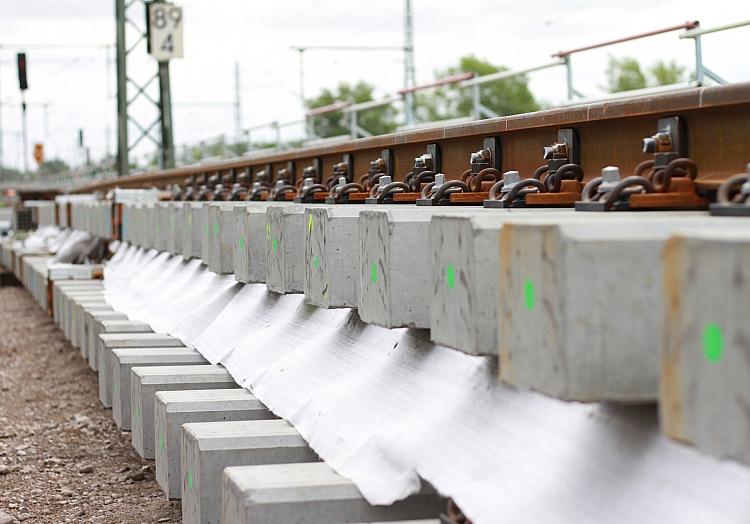 Gleise an einer Baustelle der Deutschen Bahn (Archiv), via dts Nachrichtenagentur