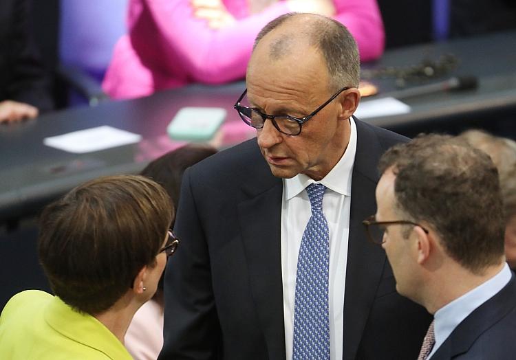 Saskia Esken, Friedrich Merz, Jens Spahn am 06.05.2025, via dts Nachrichtenagentur