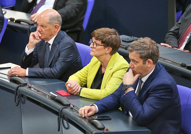 Olaf Scholz, Saskia Esken und Lars Klingbeil am 06.05.2025, via dts Nachrichtenagentur