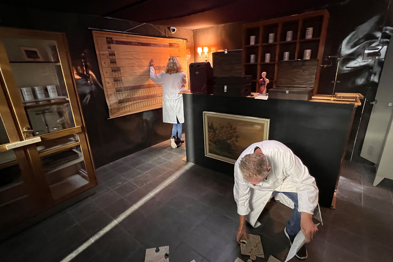 Schüler/innen des Herbartgymnasiums laden in ihren historischen Escape Room im OCM ein – bis 30. Mai.