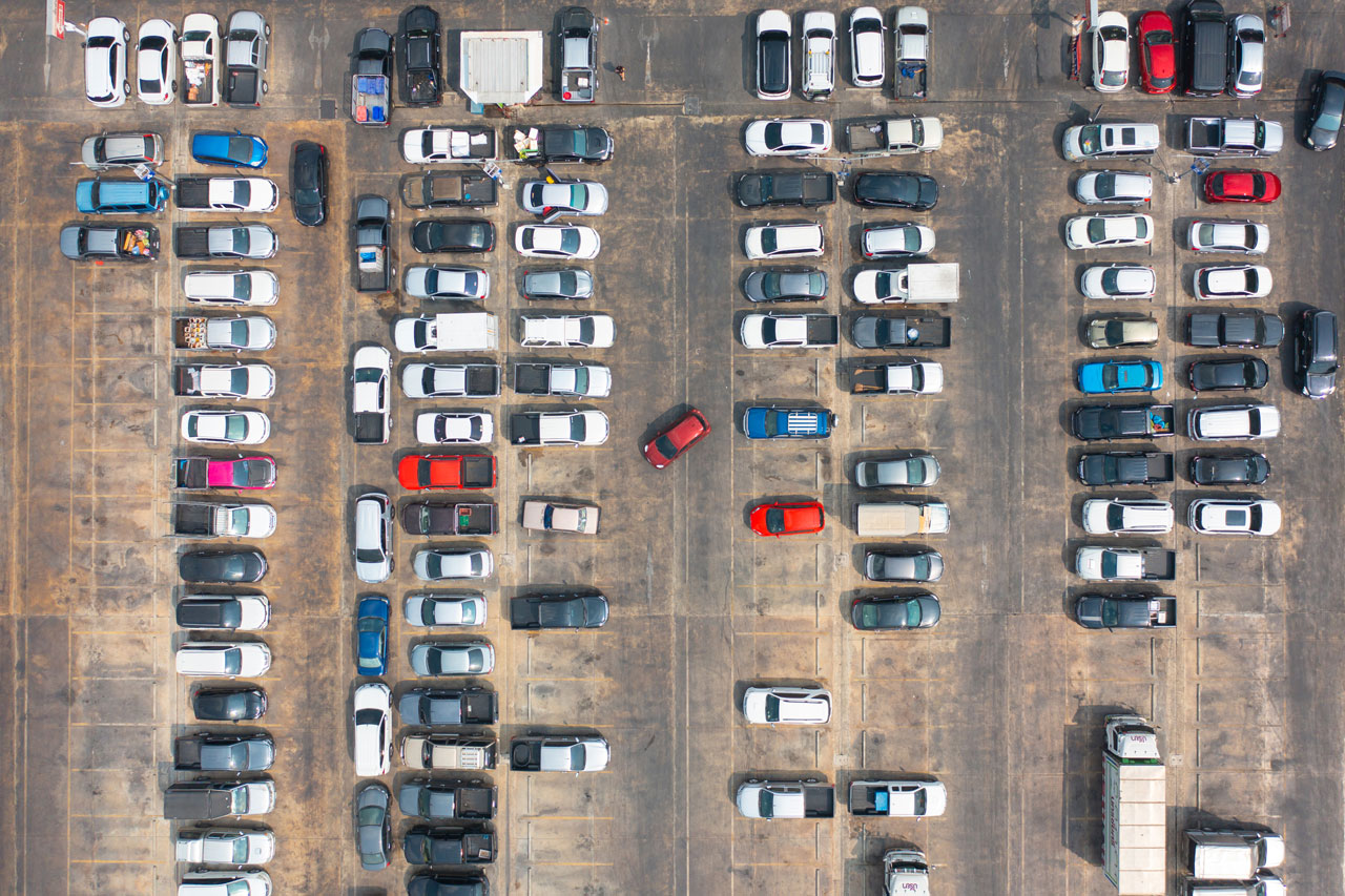 Die Zukunft des Parkraummanagements wird durch intelligente Zugangskontrollsysteme geprägt, die den urbanen Raum effizienter nutzen und den Verkehrsfluss in Städten verbessern sollen.