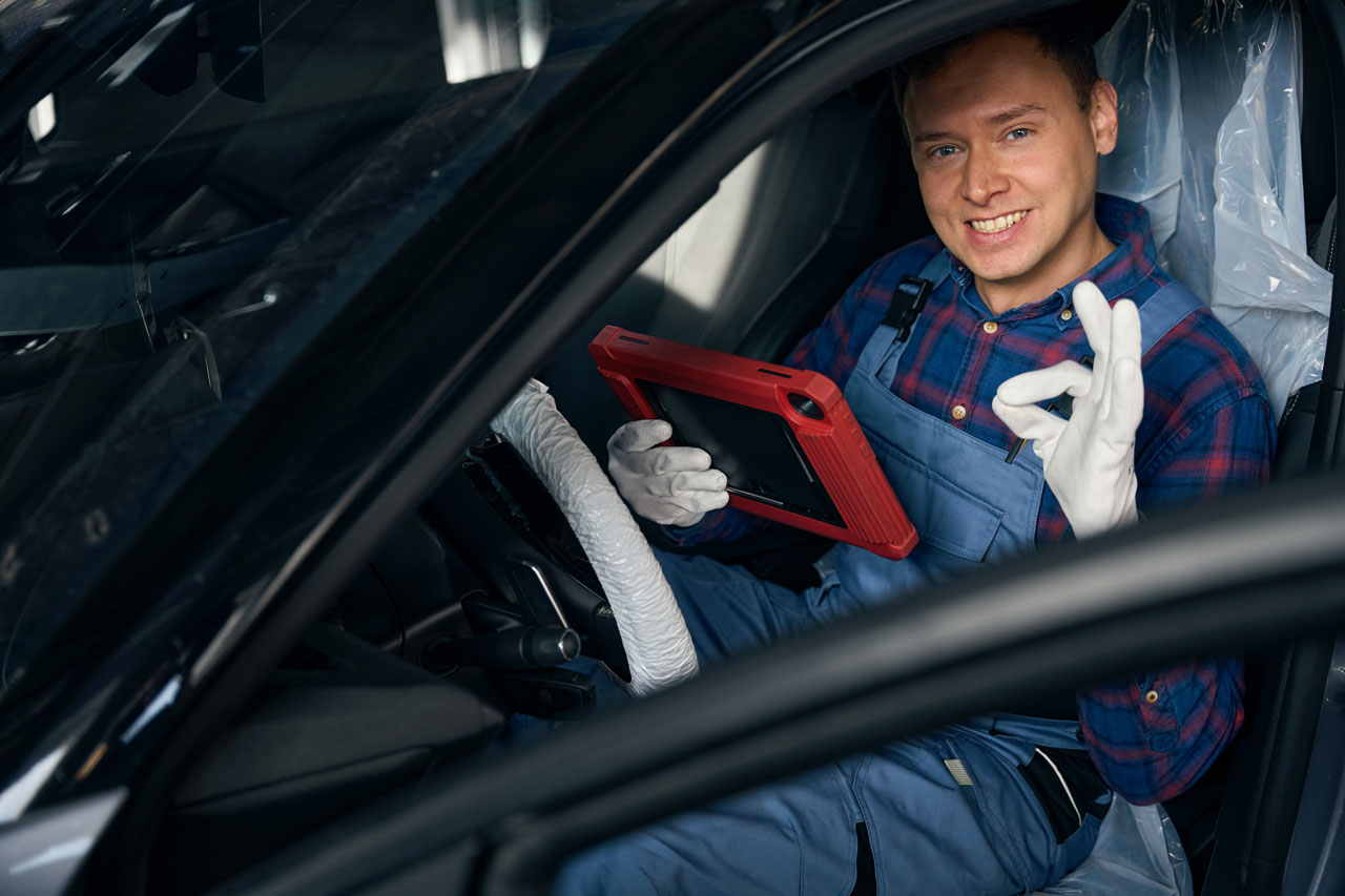 Die Frage, was digitale Fahrzeugdokumente Autofahrern künftig wirklich erleichtern können, entscheidet sich nicht im abstrakten Diskurs über Technologie, sondern in konkreten Alltagssituationen.