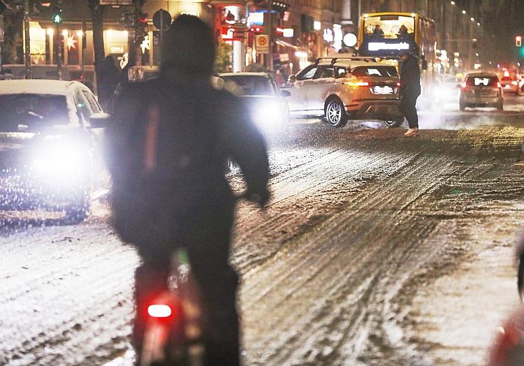 Witterungsbedingt ist der gesamte Linienverkehr im Stadtgebiet Osnabrück sowie im Gebiet der Verkehrsgemeinschaft Osnabrück (VOS) NordOst bis auf Weiteres eingestellt.