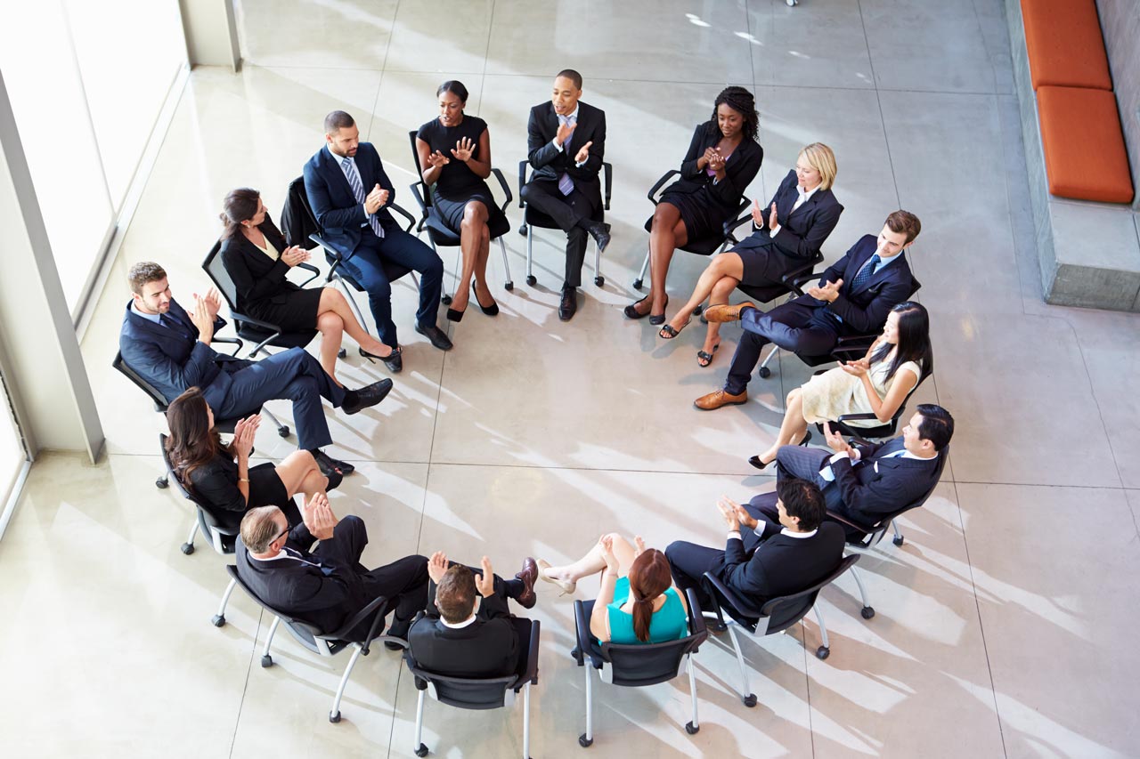 Der Aufbau eines belastbaren Netzwerks vor Ort ist für kleine und mittelständische Unternehmen ein unverzichtbarer Baustein für nachhaltiges Wachstum.