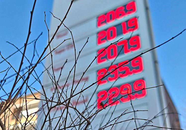 Verdi fordert weitere Maßnahmen gegen steigende Spritpreise