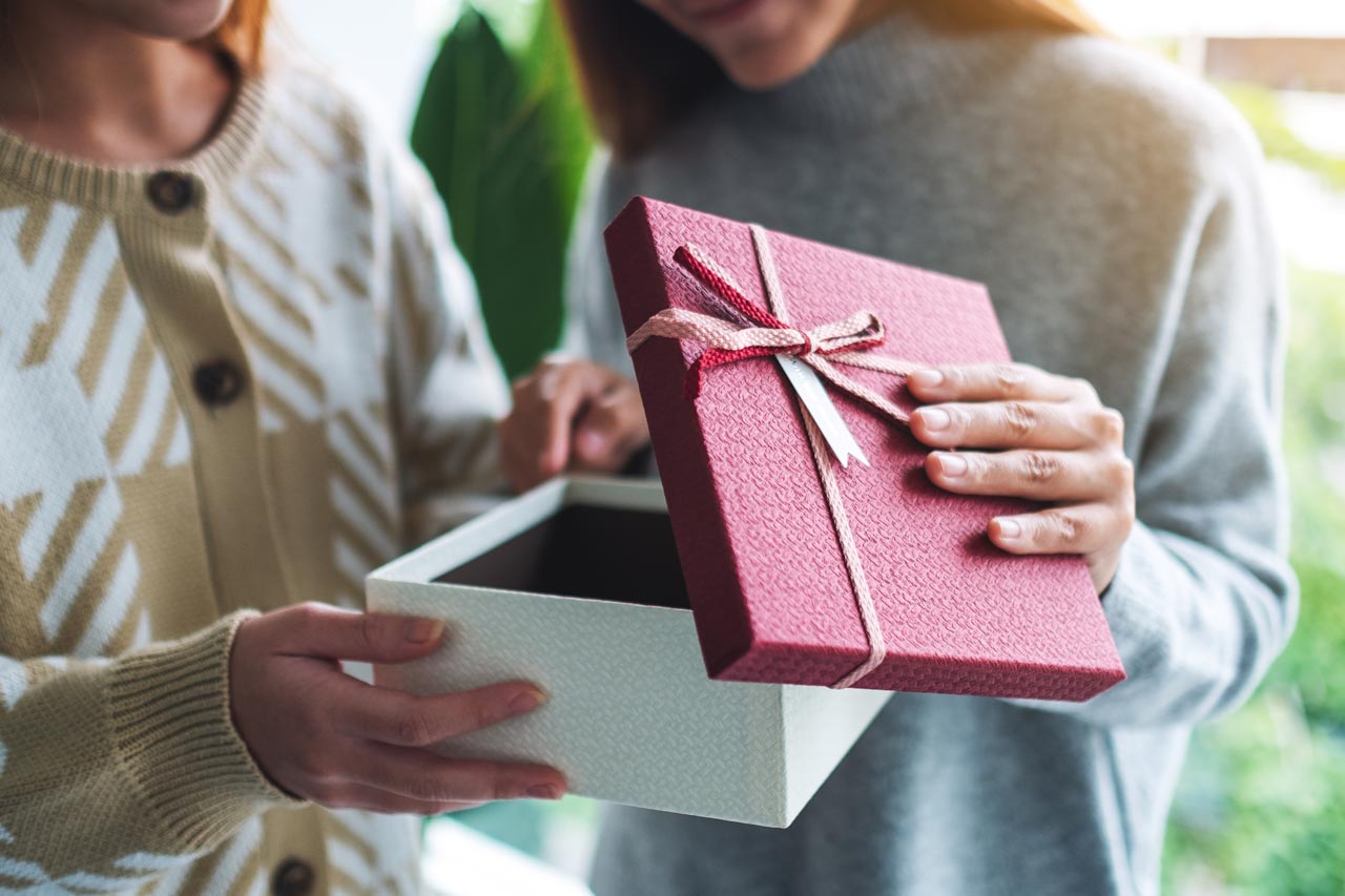 Ein Geschenk hat nicht nur einen praktischen Nutzen.