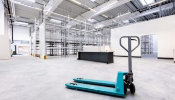 logistik-halle