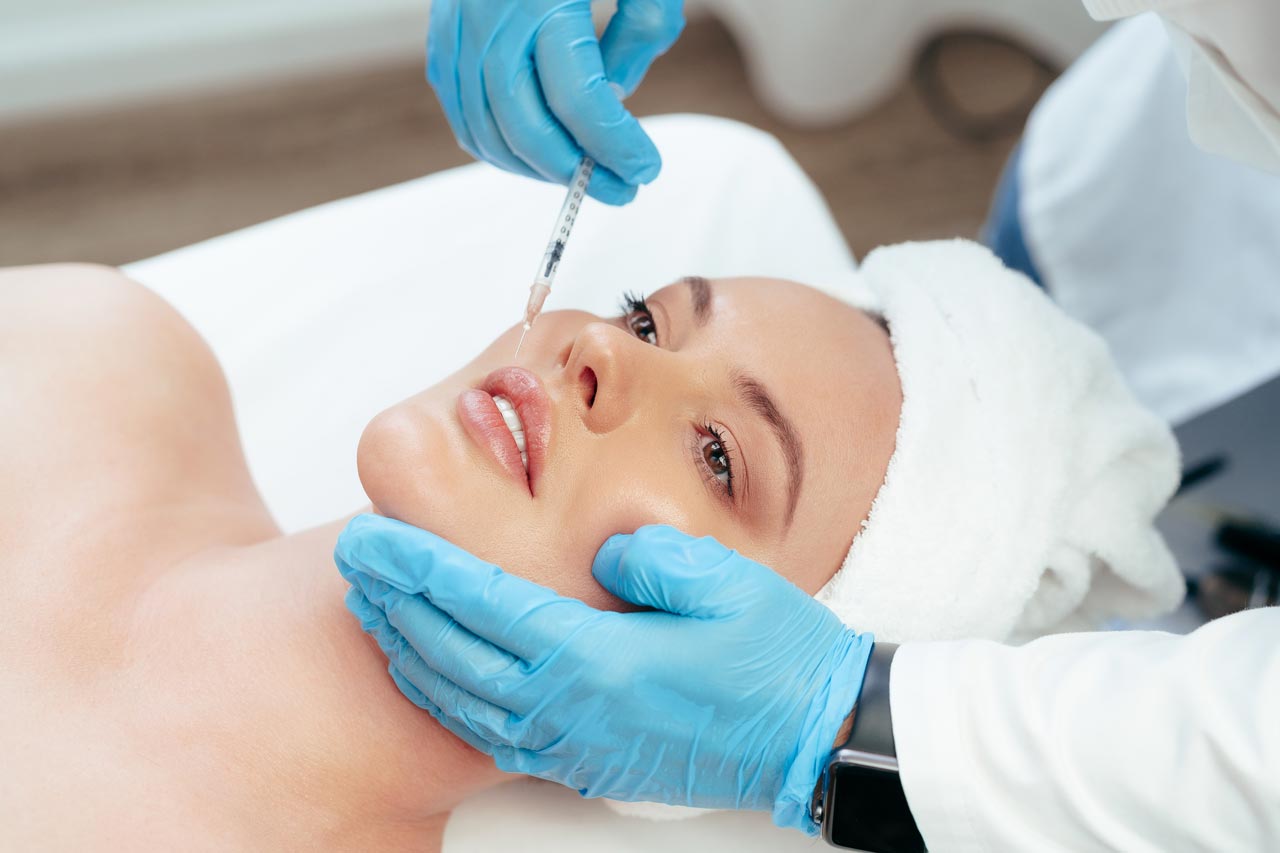 Ästhetische Chirurgie ist heute zugänglicher, sicherer und vielfältiger als je zuvor.