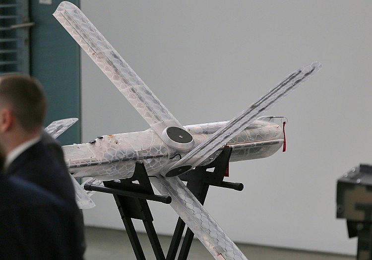 Vor der Klausurtagung der CSU-Landesgruppe im oberfränkischen Kloster Banz fordert die CSU ein offizielles Rüstungs-Abkommen mit Kiew, um die Bundeswehr mithilfe ukrainischer Drohnentechnologie aufzurüsten.