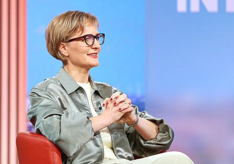 Die Grünenvorsitzende Franziska Brantner fordert angesichts der vielen Hitzetoten in Deutschland einen besseren Schutz für Kinder, Senioren und Pflegebedürftige.