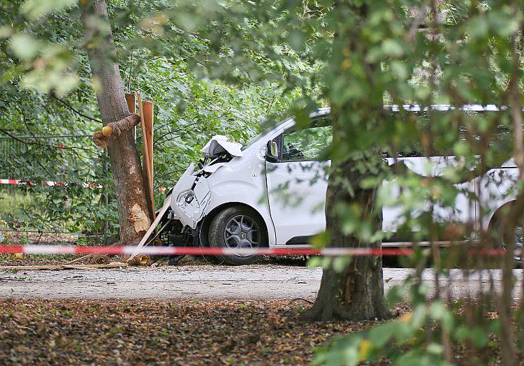Der 21-jährige Abdul B. soll den Behörden bereits vor dem mutmaßlichen Anschlag auf den Christopher Street Day als Anhänger des Islamischen Staates (IS) aufgefallen sein.