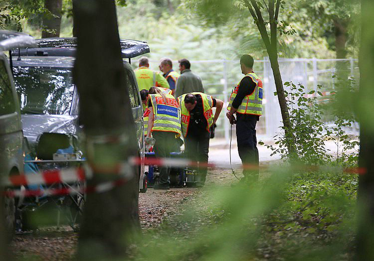 Der Verdächtige des Anschlags auf den CSD in Berlin, Abdul B., sollte nach seiner Haftentlassung im Mai womöglich in ein Deradikalisierungsprogramm aufgenommen werden.